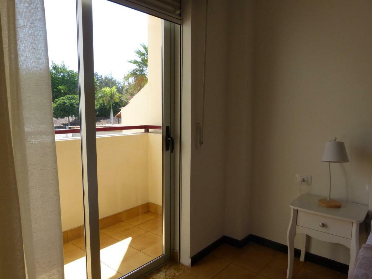 Suncanarias Apartamento La Chocita Arona  Bagian luar foto